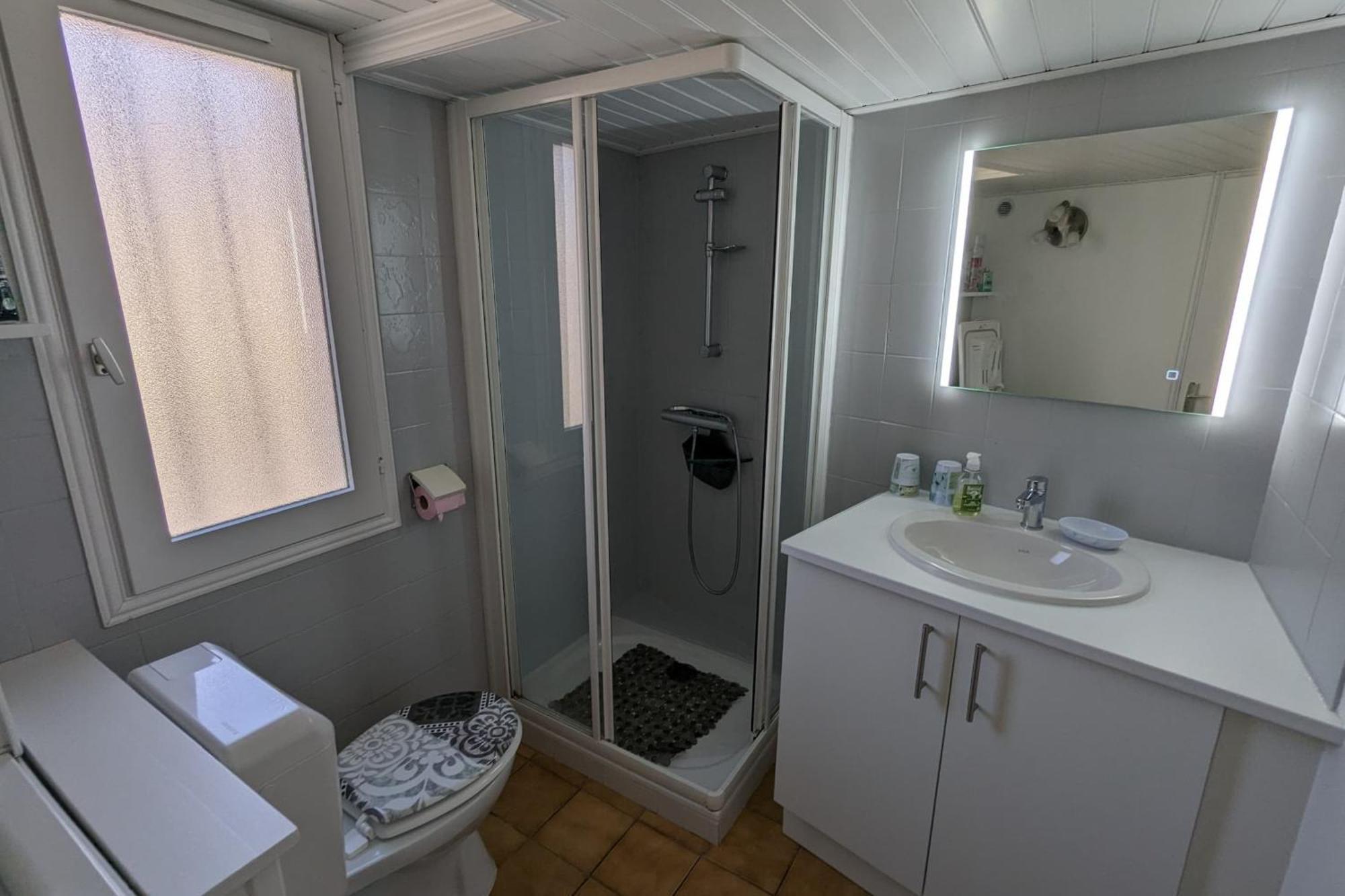 Spacious Nest With Terrace Near The Beach Saint-Hilaire-de-Talmont Exterior photo